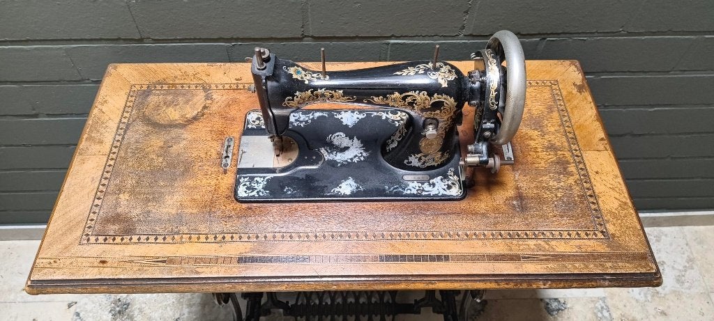Antieke trapnaaimachine Haid & Neu, Antiek en Kunst, Ophalen