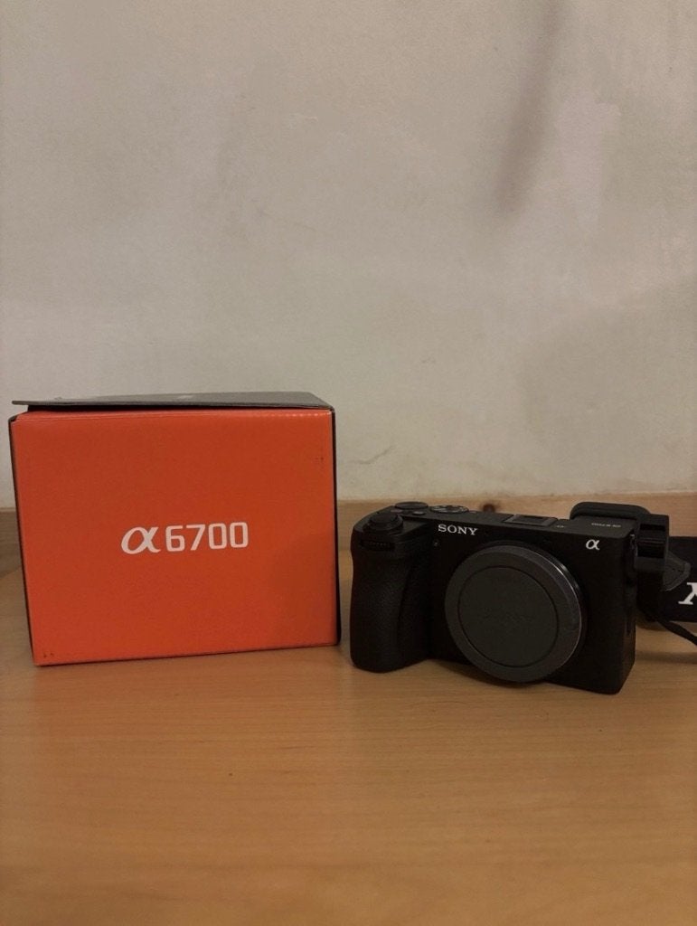 Sony A6700, TV, Hi-fi & Vidéo, Appareils photo numériques, Neuf, 4 à 7 fois, Poignée, Appareil photo hybride
