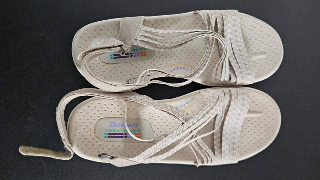 Skechers zomer sandalen maat 38/39, Ophalen