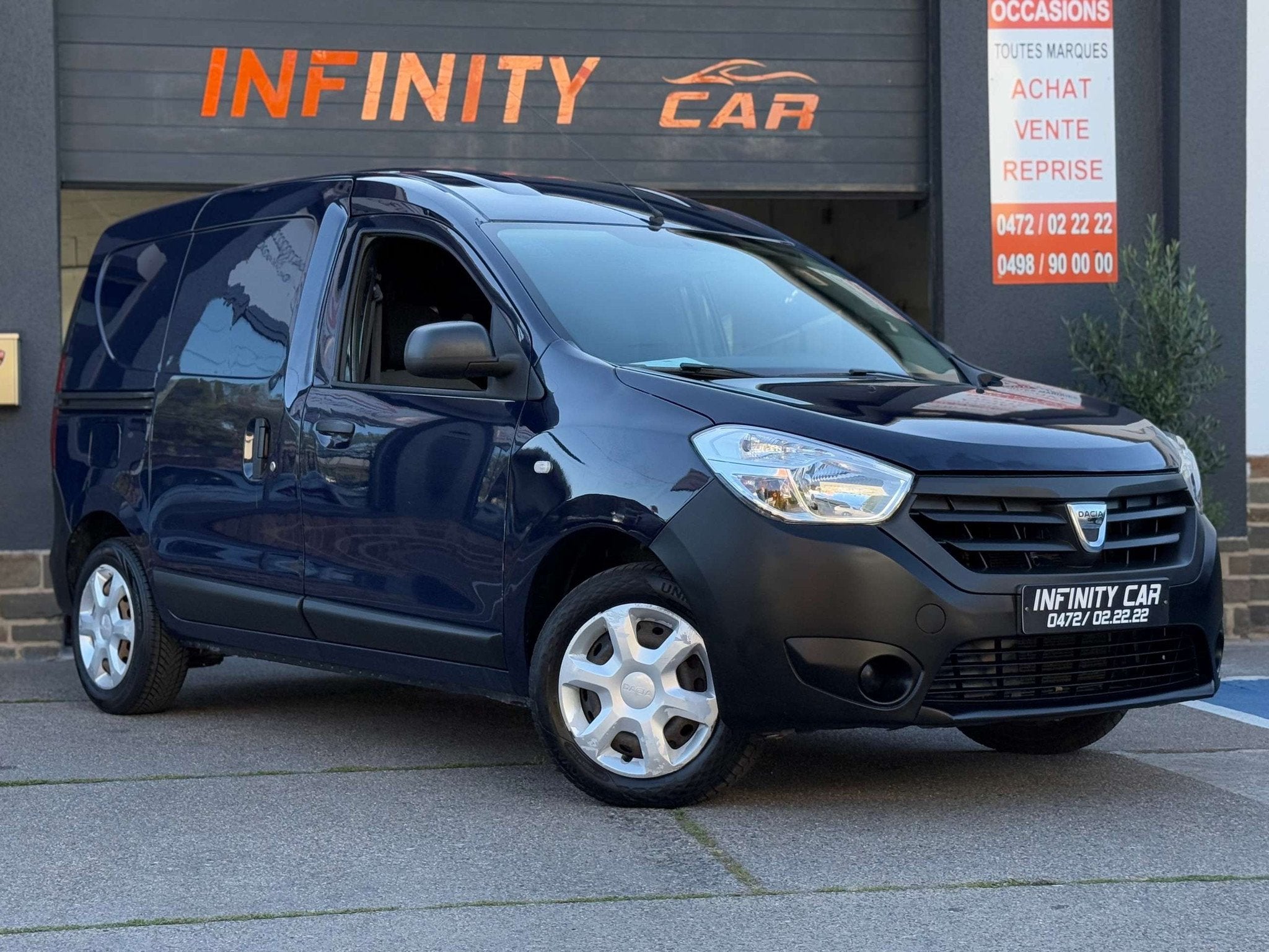 Dacia Dokker 1.6i Ambiance S (bj 2017), Auto's, 75 kW, Stof, 4 cilinders, Zwart
