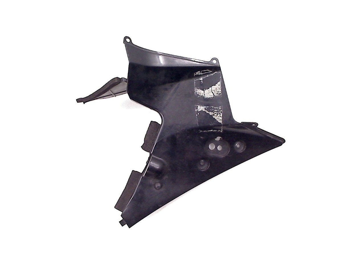 CARENAGE INTERNE PANNEAU GAUCHE Honda (64385-MCJ-0000), Dhr. S. di Majo, Utilisé, Info@cama-motorparts.nl, P.J. Troelstraweg 8 8
3144 CX  MAASSLUIS, NL