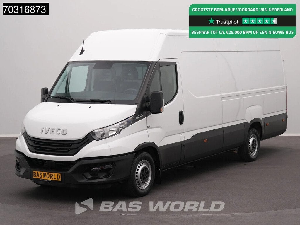 Iveco Daily 35S16 Automaat L3H2 160PK Airco Camera Parkeerse, Auto's, Automaat, Stof, Gebruikt, Euro 6
