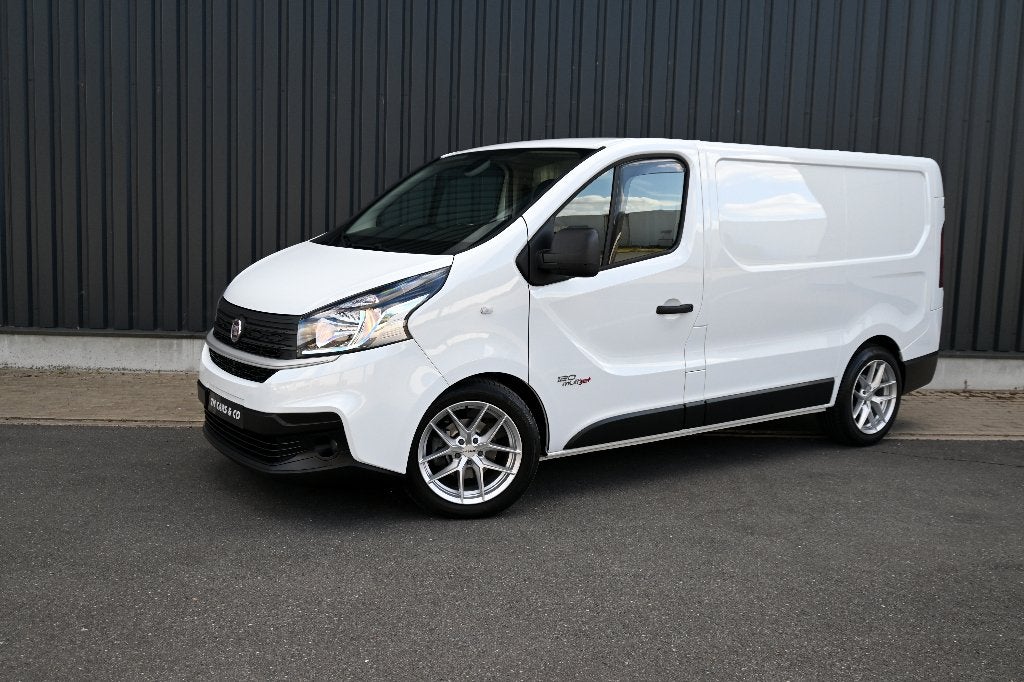 Fiat Talento 1.6CDTI L1H1 GPS, caméra, 3 places, 18 pouces, Euro 6, Entreprise, Noir, Mercedes-Benz Certified