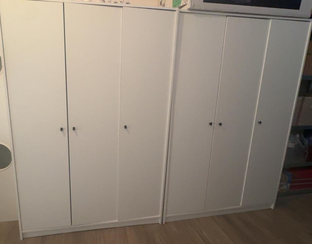 Kleerkast te koop, Ophalen