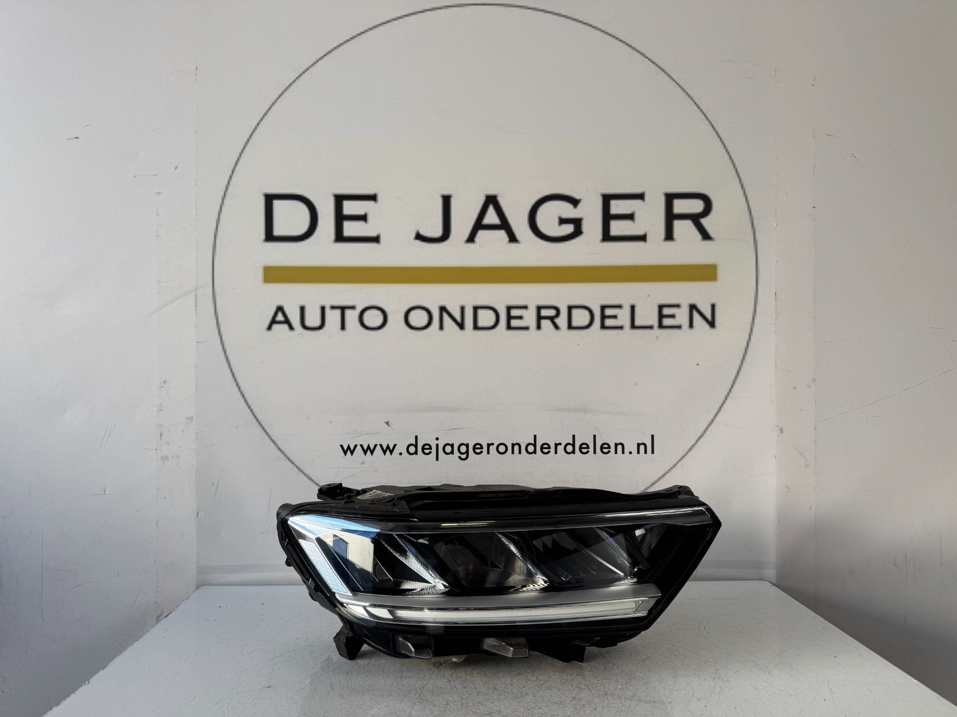 VW T-ROC T-ROC FACELIFT VOL LED KOPLAMP RECHTS 2GA941006F, Autos : Pièces & Accessoires, Volkswagen, Volkswagen AG, Vw@volkswagen.de