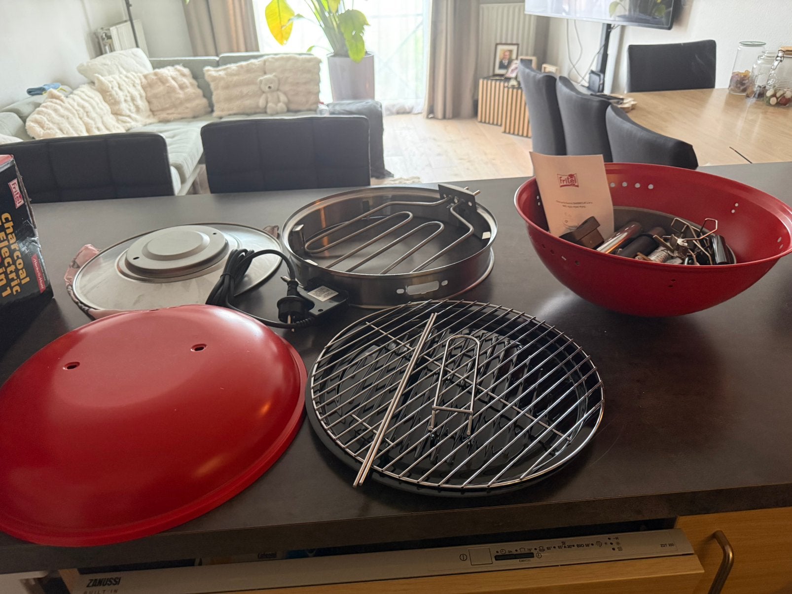 Nieuwe kleine barbecue, Tuin en Terras, Ophalen, Nieuw