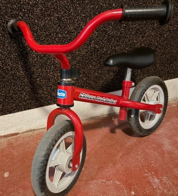 Loopfietsje CHICCO RED BULLET - Rood, Vélos & Vélomoteurs, Enlèvement, Comme neuf, CHICCO