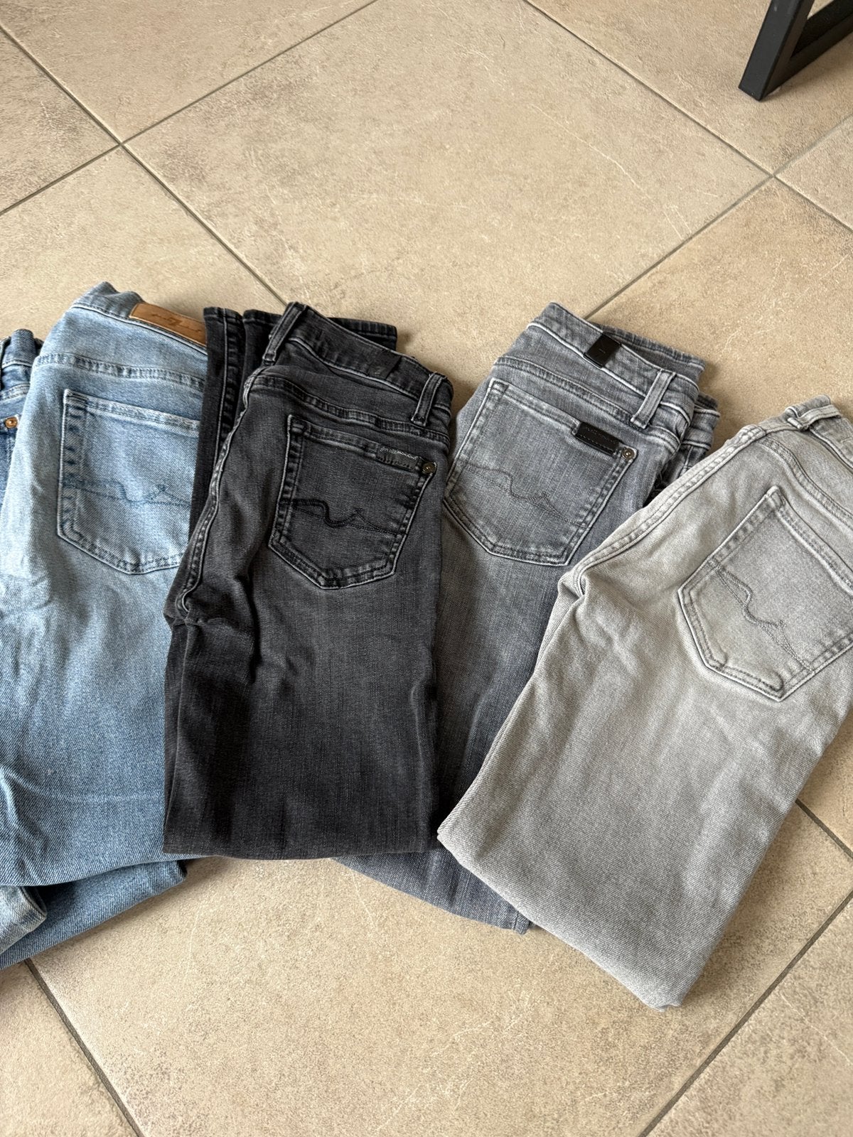 Pantalon en jean 7 for all mankind, Enlèvement, Comme neuf