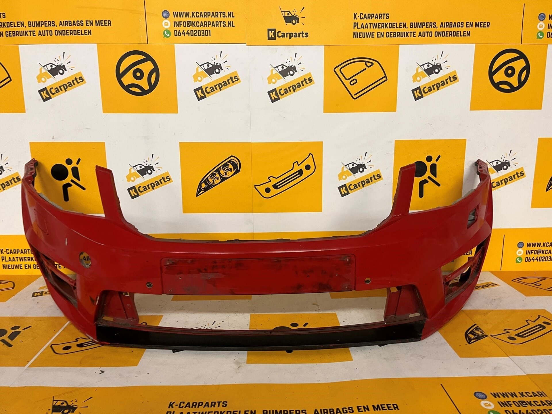 Voorbumper Skoda Octavia RS KLS PDC origineel bumper, Infoline@skoda-auto.cz, Pare-chocs, Tr. Vaclava Klementa 869
293 01  Mlada Boleslav, CZ