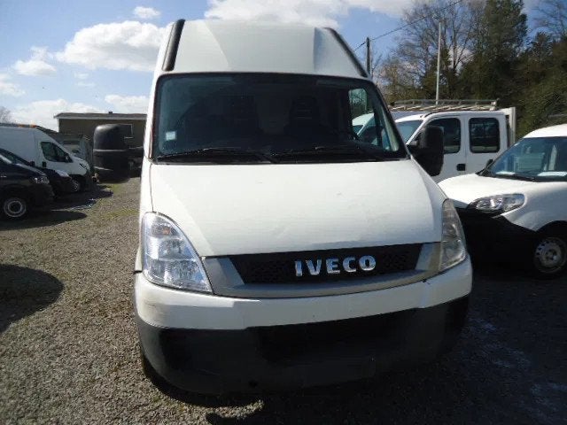 Iveco Daily l3h2,2.3 d ,135 pk ,195 dkm ,3250+( export), 135 pk, Stof, Zwart, Iveco