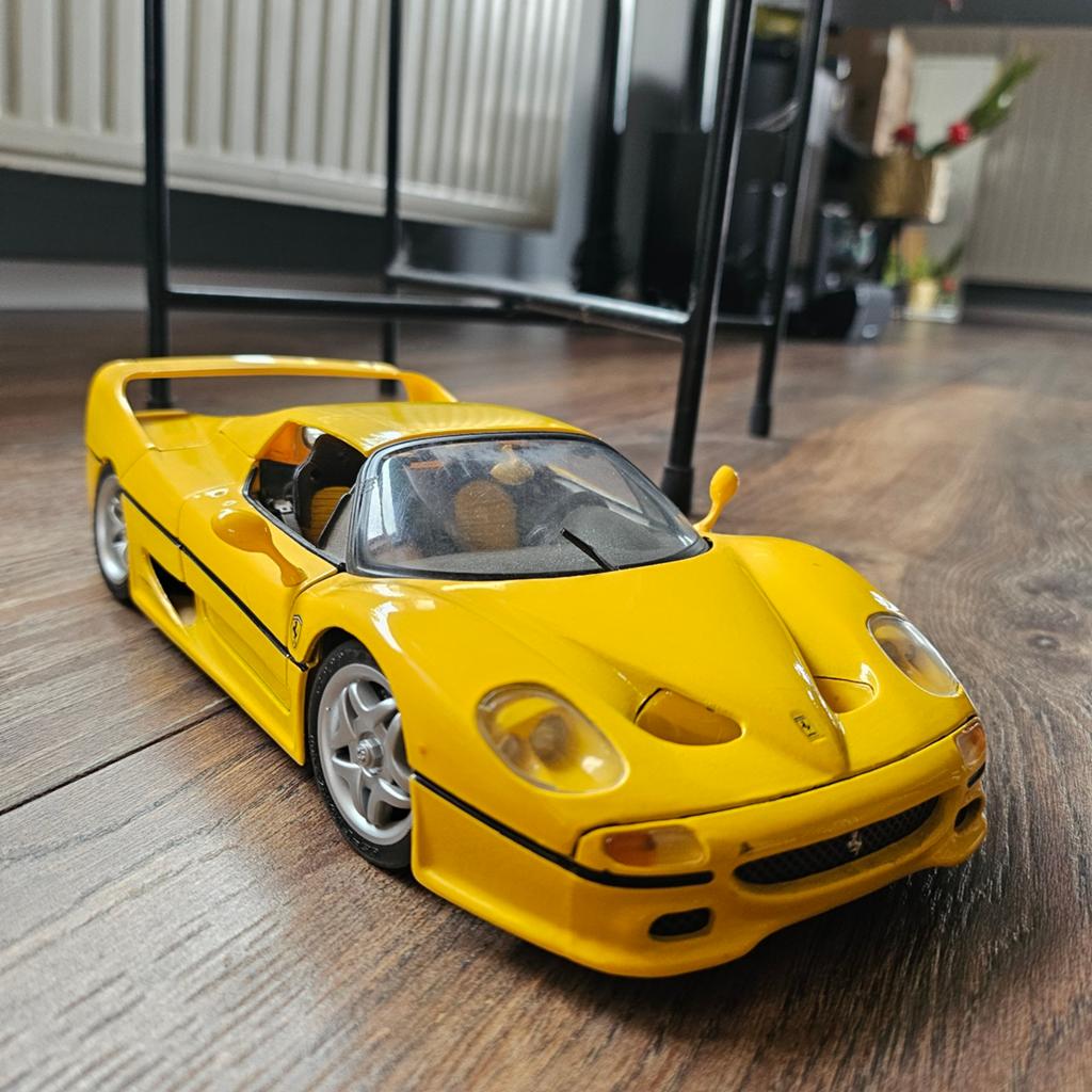 Ferrari F50 modèle réduit Maisto 1/18, édition Shell (jaune), Hobby & Loisirs créatifs, Enlèvement, Maisto