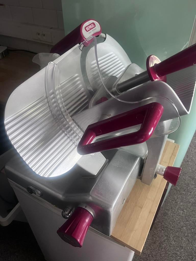 Snijmachine Berkel, Enlèvement