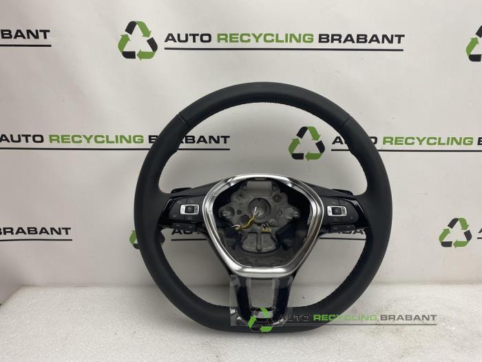 Volant d'un Volkswagen Golf, -, 3 mois de garantie, Utilisé, -