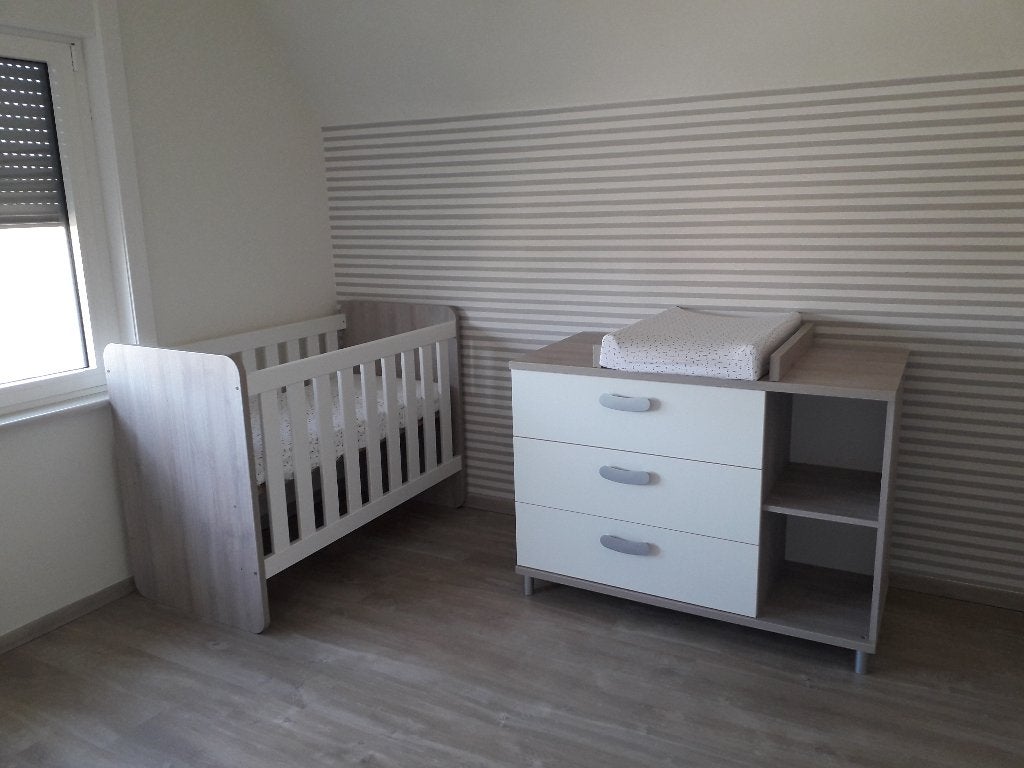 Complete kinderkamer van babybed naar gewoon bed, Enlèvement, Comme neuf, Garçon ou Fille
