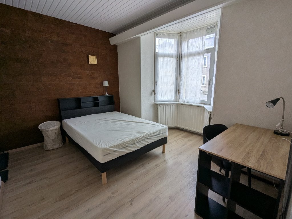 ARLON Chambre en coliving à partir du 15/10/26, 50 m² ou plus, Province de Luxembourg