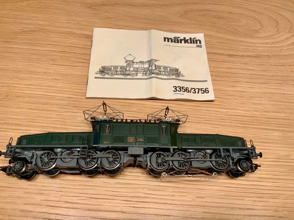 MARKLIN LOCOMOTIEF REF 3356 CFF KROKODIL ANALOOG, Hobby en Vrije tijd, Locomotief, Ophalen of Verzenden, Zo goed als nieuw, Analoog