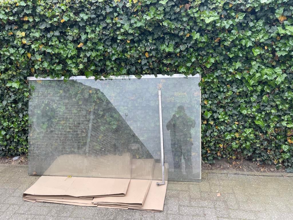 Glazen douchewand, Doe-het-zelf en Bouw, Ophalen, Zo goed als nieuw