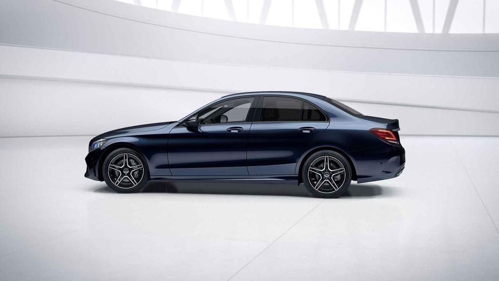 Mercedes-Benz C-klasse 200 D Berline AMG Line | Verwarmde Ze, Auto's, Automaat, 4 deurs, Achterwielaandrijving, Gebruikt