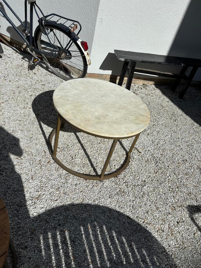 Marmeren tafel, Ophalen, Zo goed als nieuw