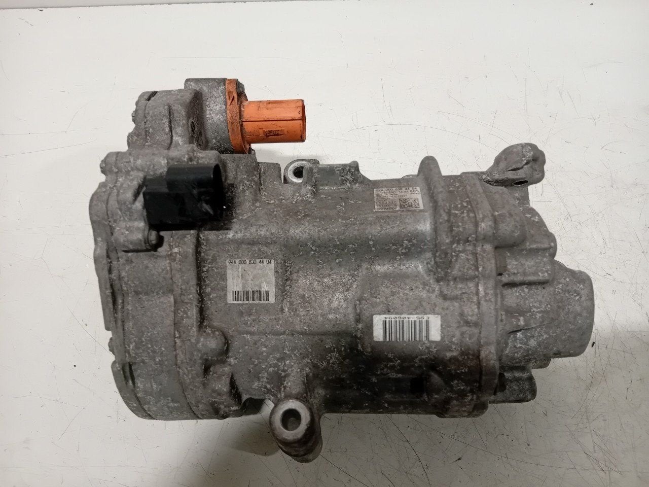Airco pomp Mercedes-Benz EQ-Klasse, Onderdelen@venauto.nl, Van der Ven Autorecycling B.V., Gebruikt, Ettenseweg 76, 4706 PB Roosendaal, The Netherlands