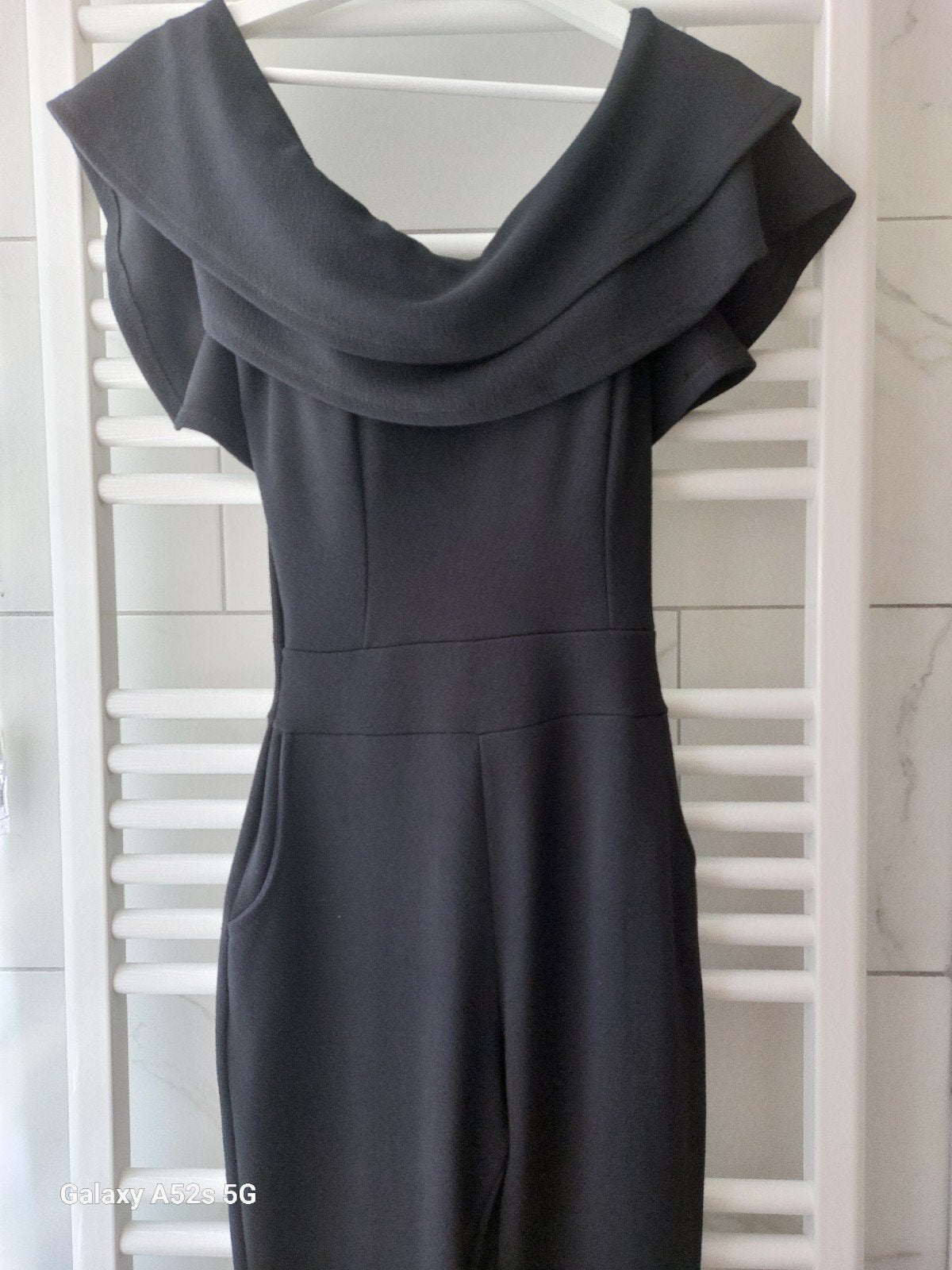 Combipantalon dame taille médium  état impeccable pour 25 €, Kleding | Dames, Jumpsuits, Ophalen