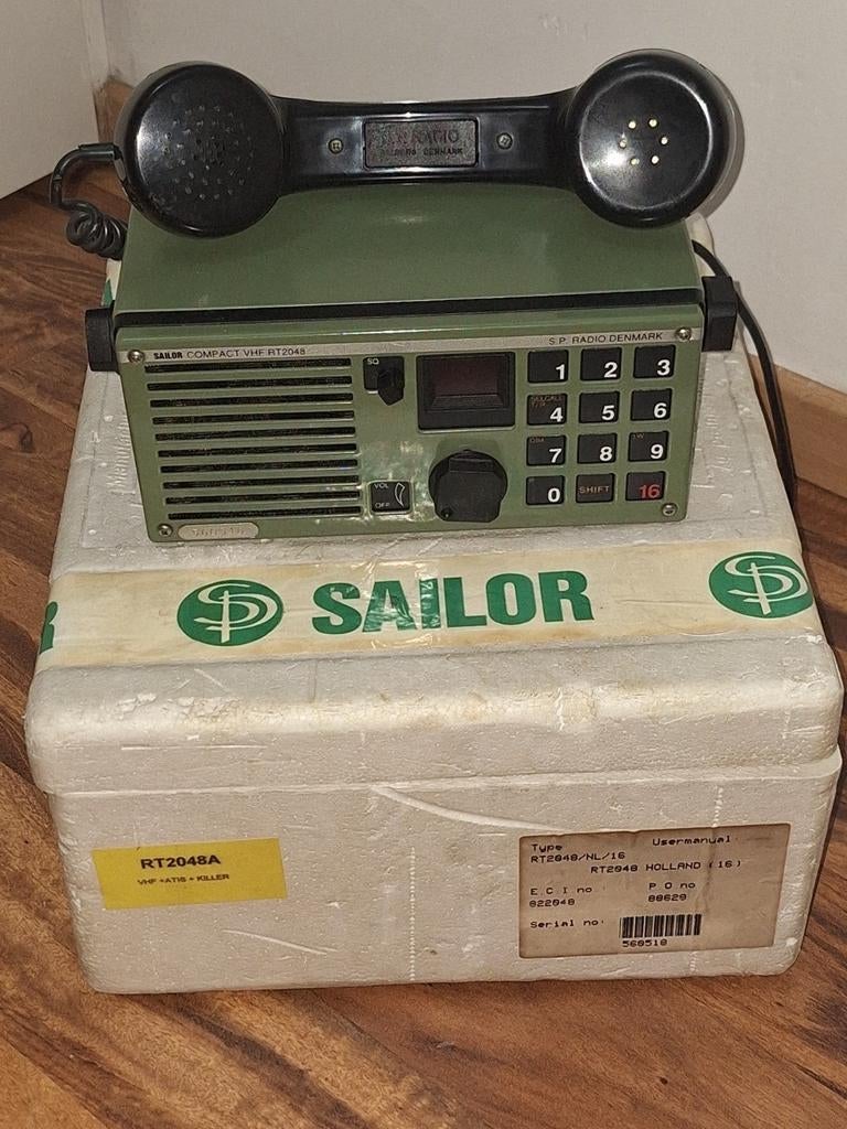 S.P. Radio, Aalborg Danmark
 Sailor Rt2048, Telecommunicatie, Zenders en Ontvangers, Ophalen
