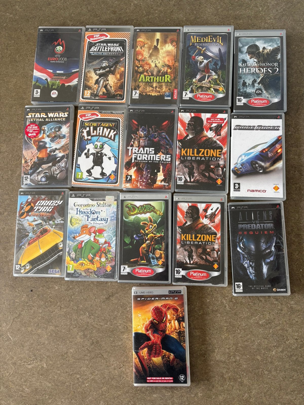 15 Psp spellen 1umd, Games en Spelcomputers, Games | Sony PlayStation Portable, Ophalen, Zo goed als nieuw