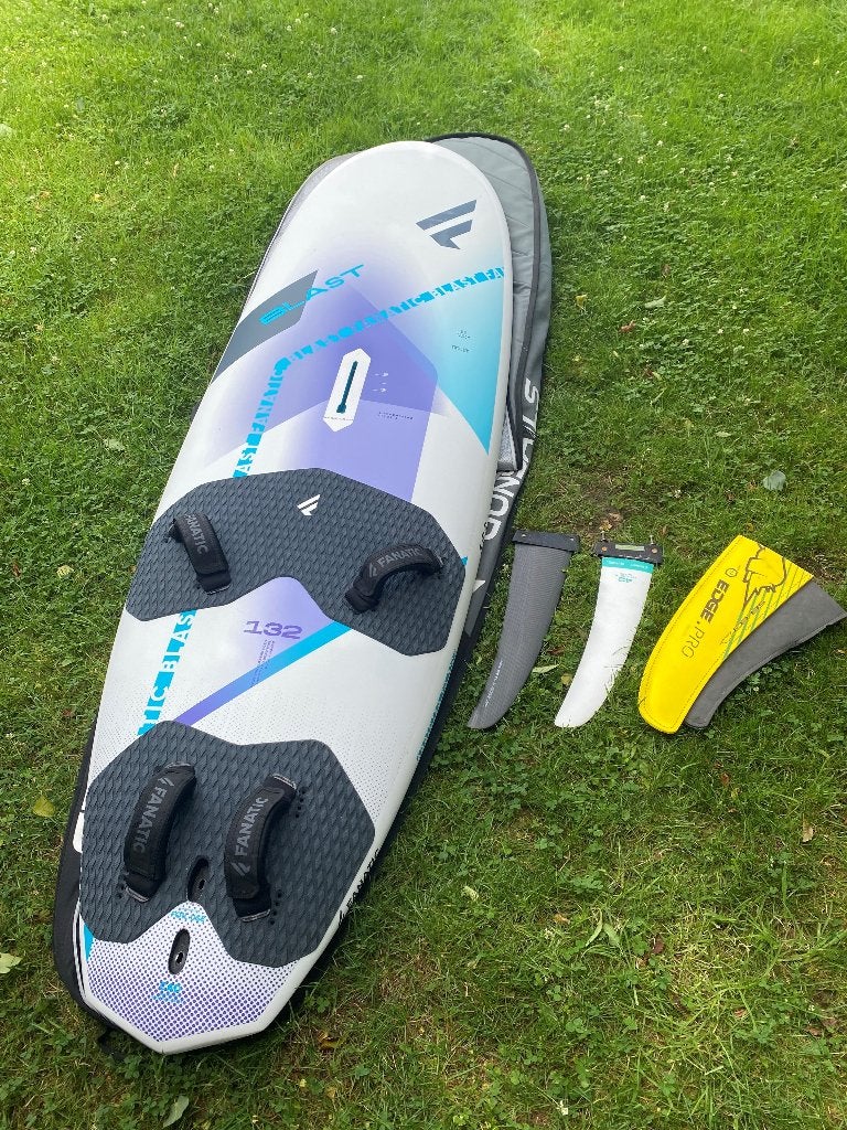 Fanatic BLAST 132, Watersport en Boten, Windsurfen, Zo goed als nieuw, Plank, Fanatic, Minder dan 250 cm, Met vin(nen), Met draagtas