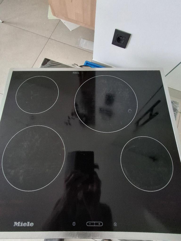 Miele kookplaat, Elektronische apparatuur, Kookplaten, Ophalen, Gebruikt, Keramisch, 4 kookzones