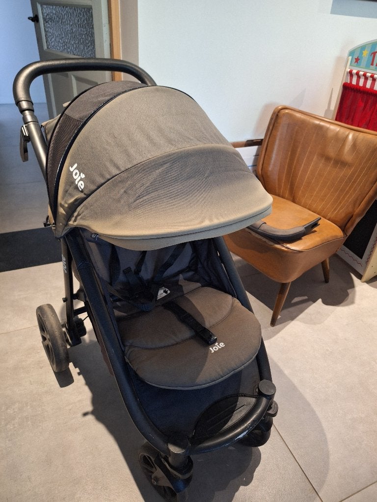 Kinderwagen / buggy joie, Ophalen, Gebruikt, Overige merken, Regenhoes