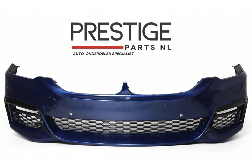 Voorbumper BMW 5 Serie G30 G31 M Pakket 6xPDC 51118064928, Gebruikt, -, Voor, Ophalen of Verzenden