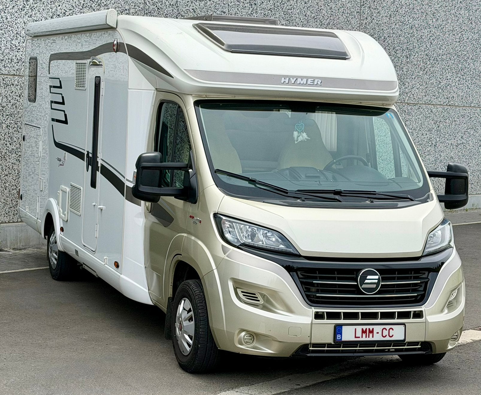 CAMPING-CAR HYMER TRAMP T 678 CL GOLDEN LIMITED, Jusqu'à 4, 6 à 7 mètres, ESP - Contrôle de stabilité, Fiat