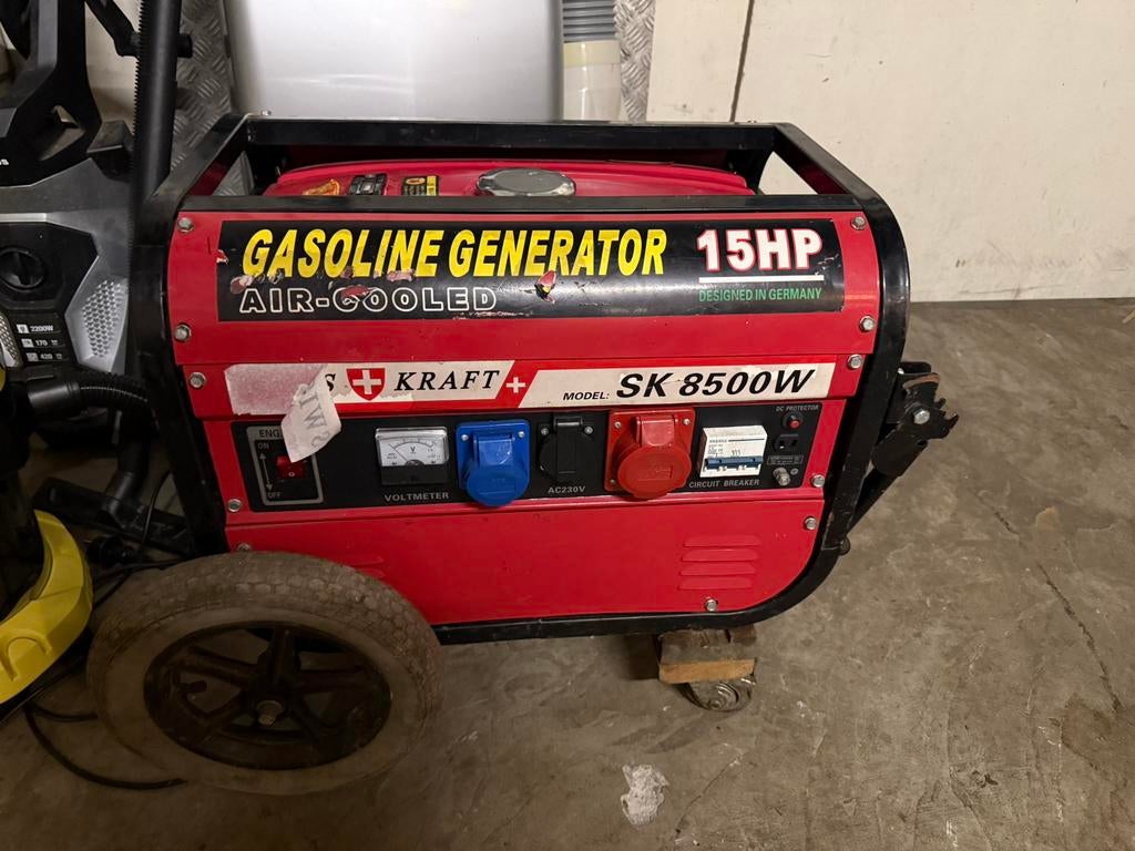 benzine generator, Bricolage & Construction, Enlèvement, Comme neuf, Essence