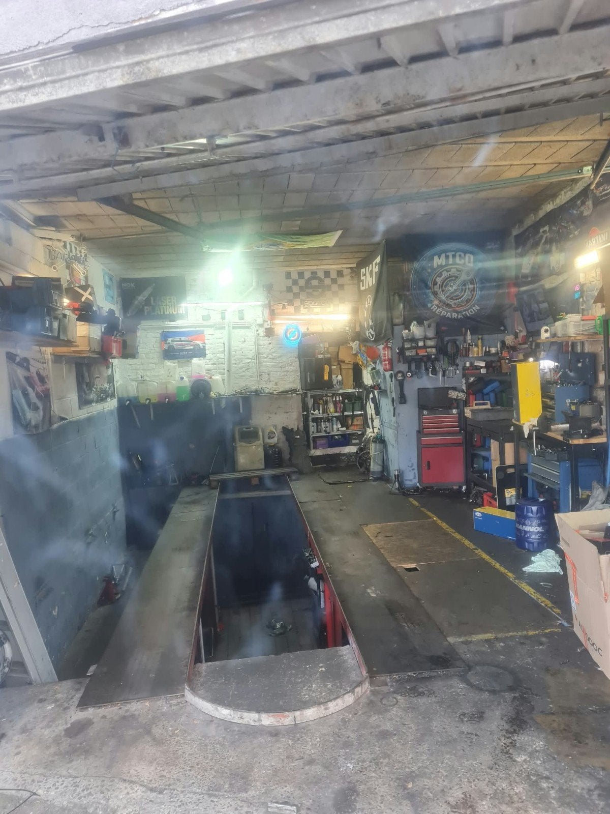garage avec fosse a Jumet, Immo