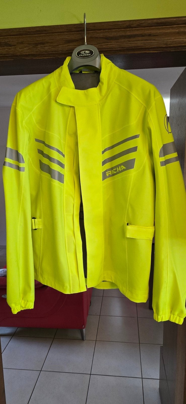 VESTE IMPERMÉABLE DE MARQUE RICHA, Enlèvement ou Envoi
