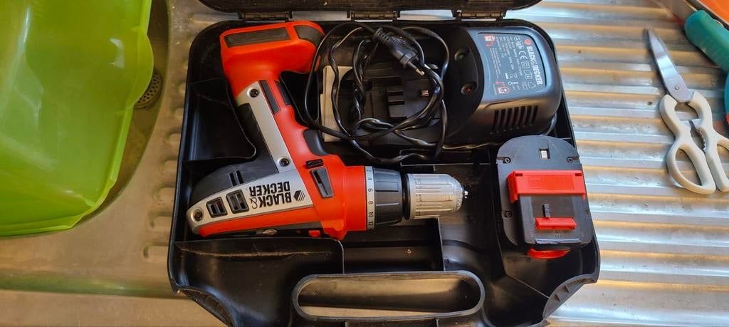 Black and Decker boormachine, Doe-het-zelf en Bouw, Ophalen, Gebruikt, Boormachine