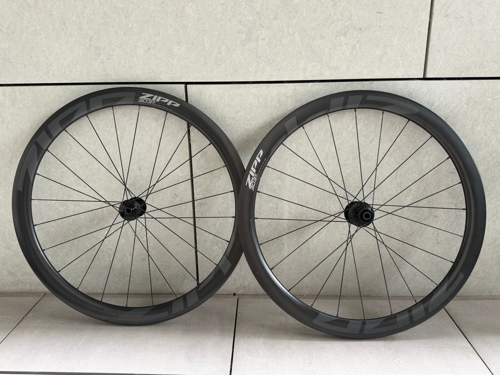 Zipp 303S wheelset, Ophalen, Zo goed als nieuw