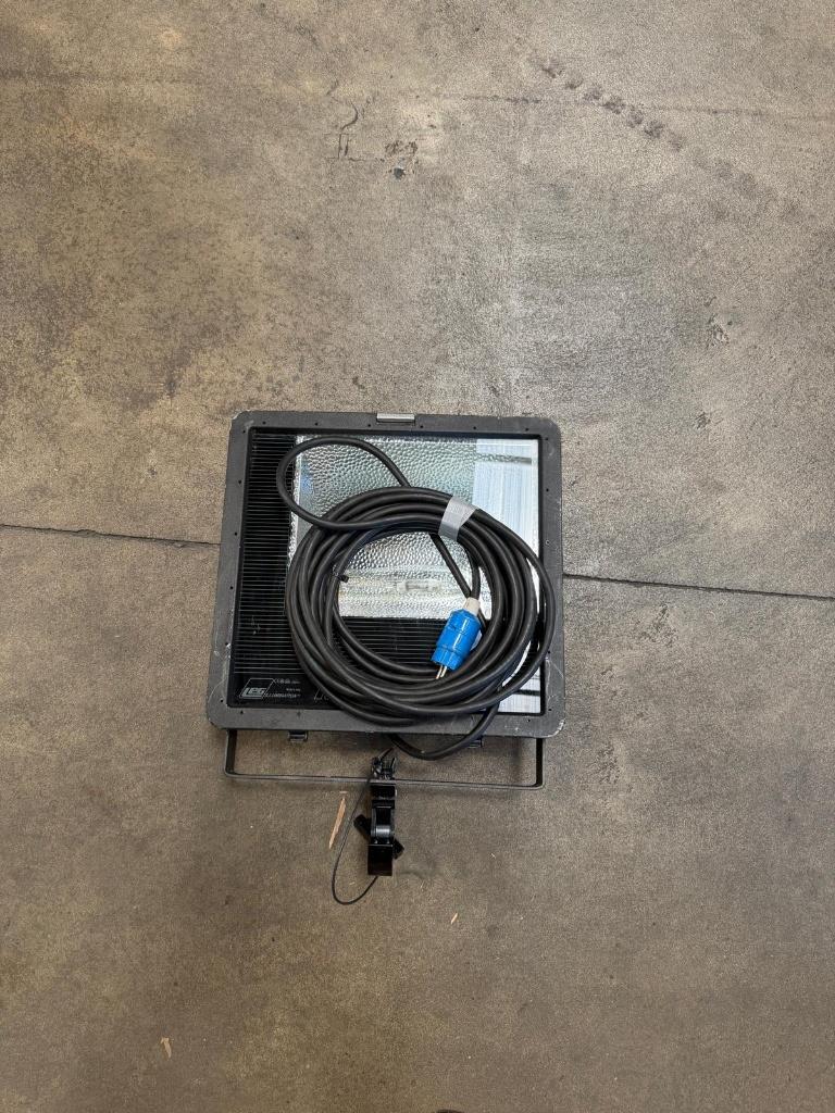 floodlight, Ophalen, Gebruikt, Lamp met armatuur