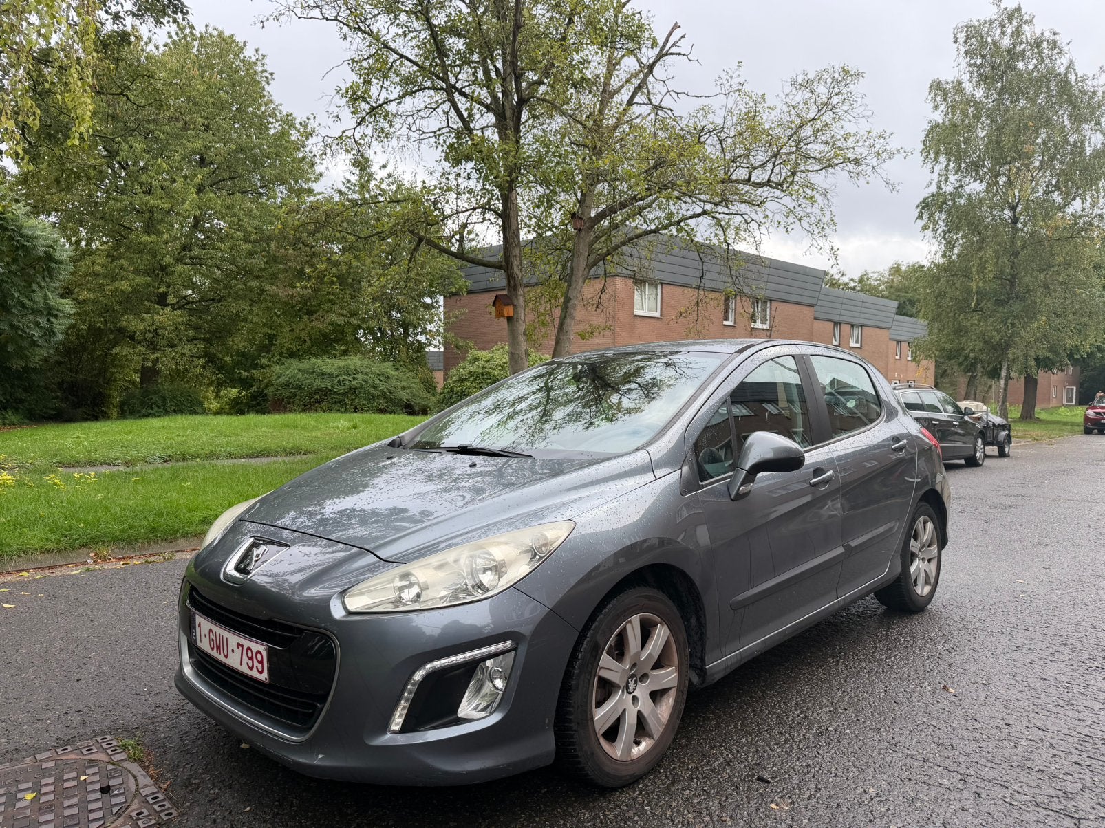Peugeot 308 1.6 hdi année 2011 euro5, Autos, Achat, Feux de virage, Boîte manuelle, 5 portes