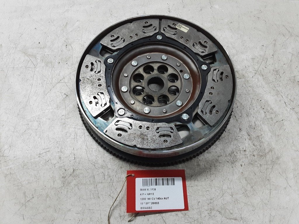 VLIEGWIEL DUBBELE MASSA BMW X2 (F39) (865563806), Gebruikt, Mevr. I. Hauben, BMW, Rue de l'Espoir 34 34
4030  GRIVEGNÉE, BE