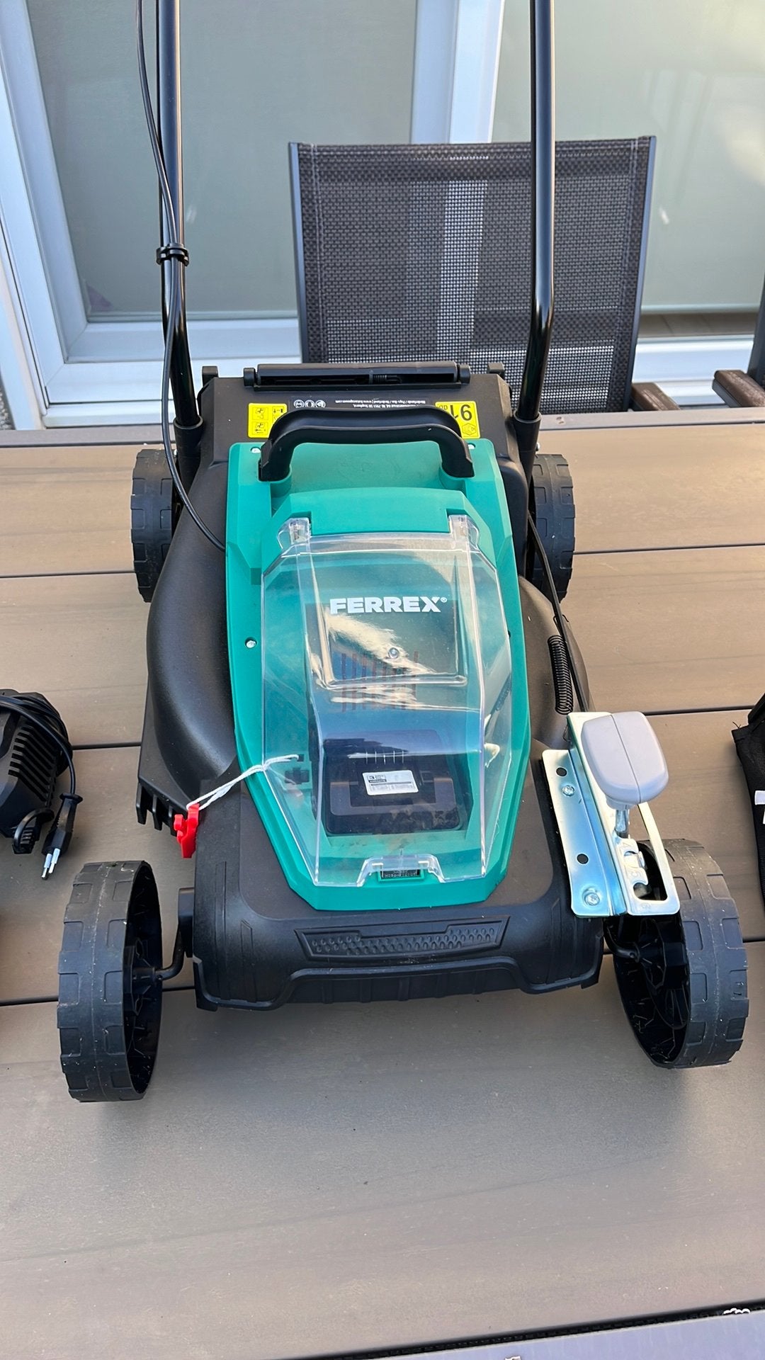 Grasmachine FERREX ( voor kleine tuin ), Tuin en Terras, Ophalen, Zo goed als nieuw