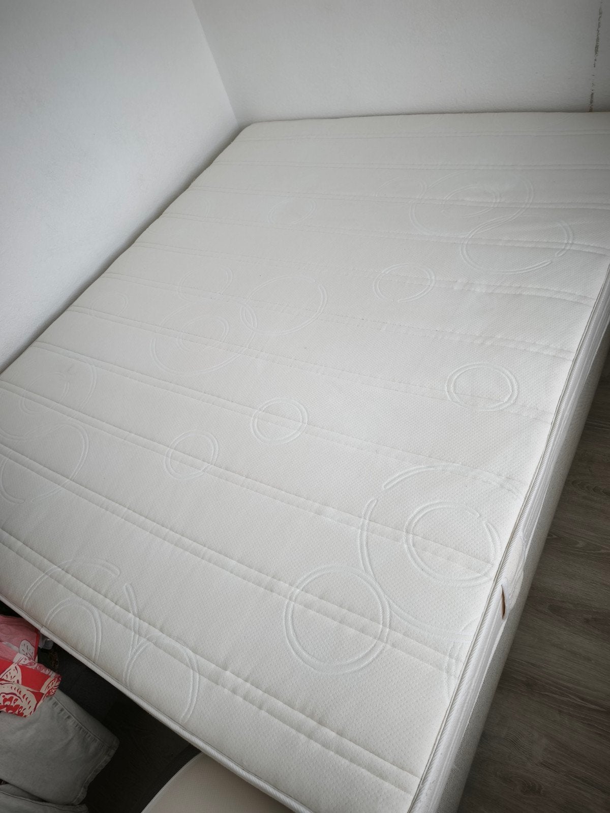 matelas deux personnes Marque REVOR, Matelas, Comme neuf, Enlèvement, 200 cm