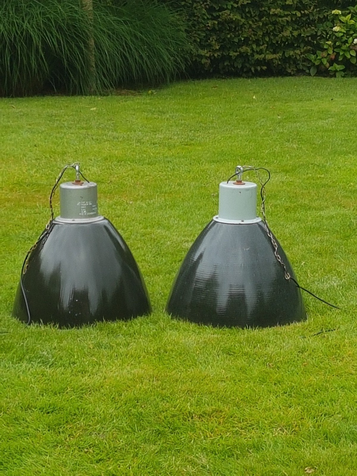 Mooie grote oude emaille hanglampen  2 stuks, Tuin en Terras, Buitenverlichting, Ophalen