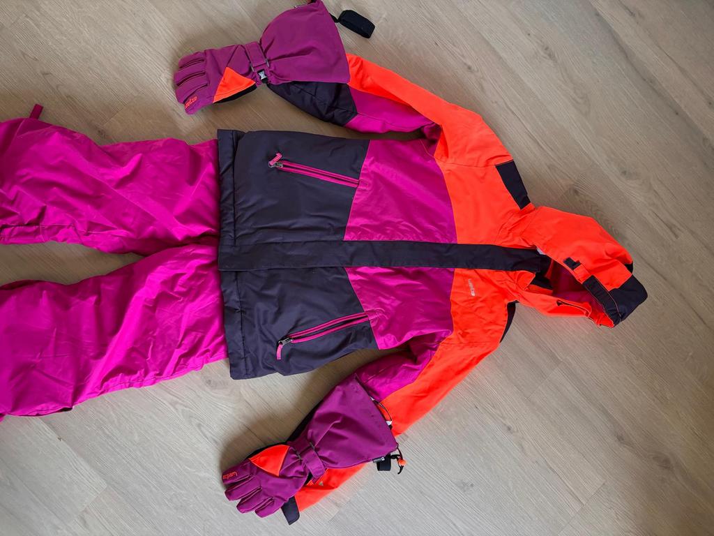 Kit de ski pour enfants de 12 ans -, Enlèvement, Comme neuf, Ski