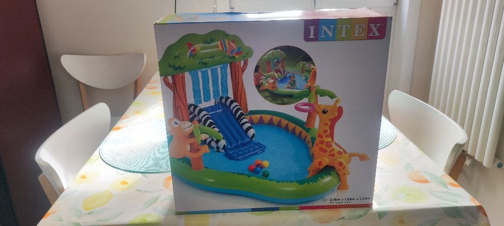 Intex zwembad, Ophalen, Zo goed als nieuw, Ovaal, Opblaaszwembad