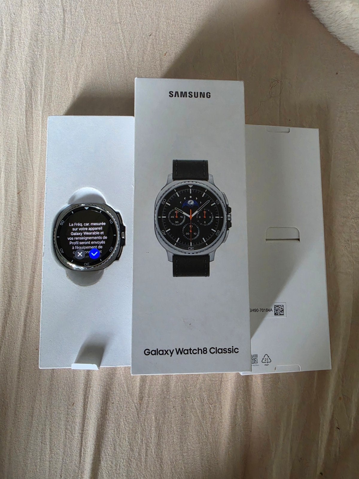 smasung galaxy watch 8, Étanche, Enlèvement ou Envoi, Comme neuf, Samsung galaxy watch 8