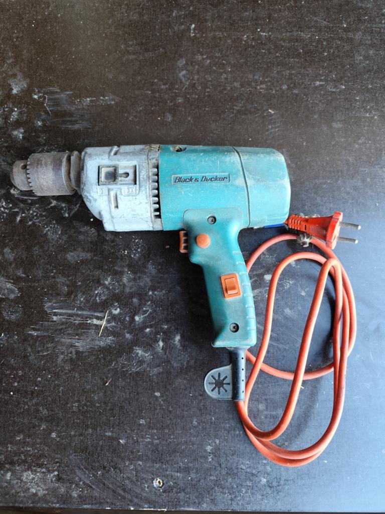 Black & Decker boormachine, Bricolage & Construction, Outillage | Foreuses, Enlèvement, Perceuse