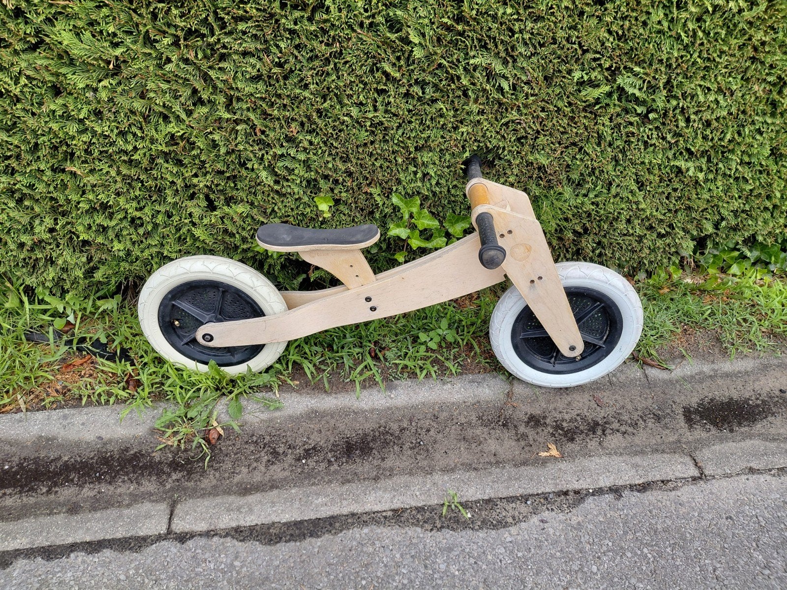 Whshbone kinderfiets, Ophalen, Gebruikt
