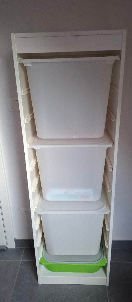 Trofast kast met 4 kunststofbakken en 4 deksels, Ophalen, Gebruikt, 105 cm of meer, Minder dan 50 cm