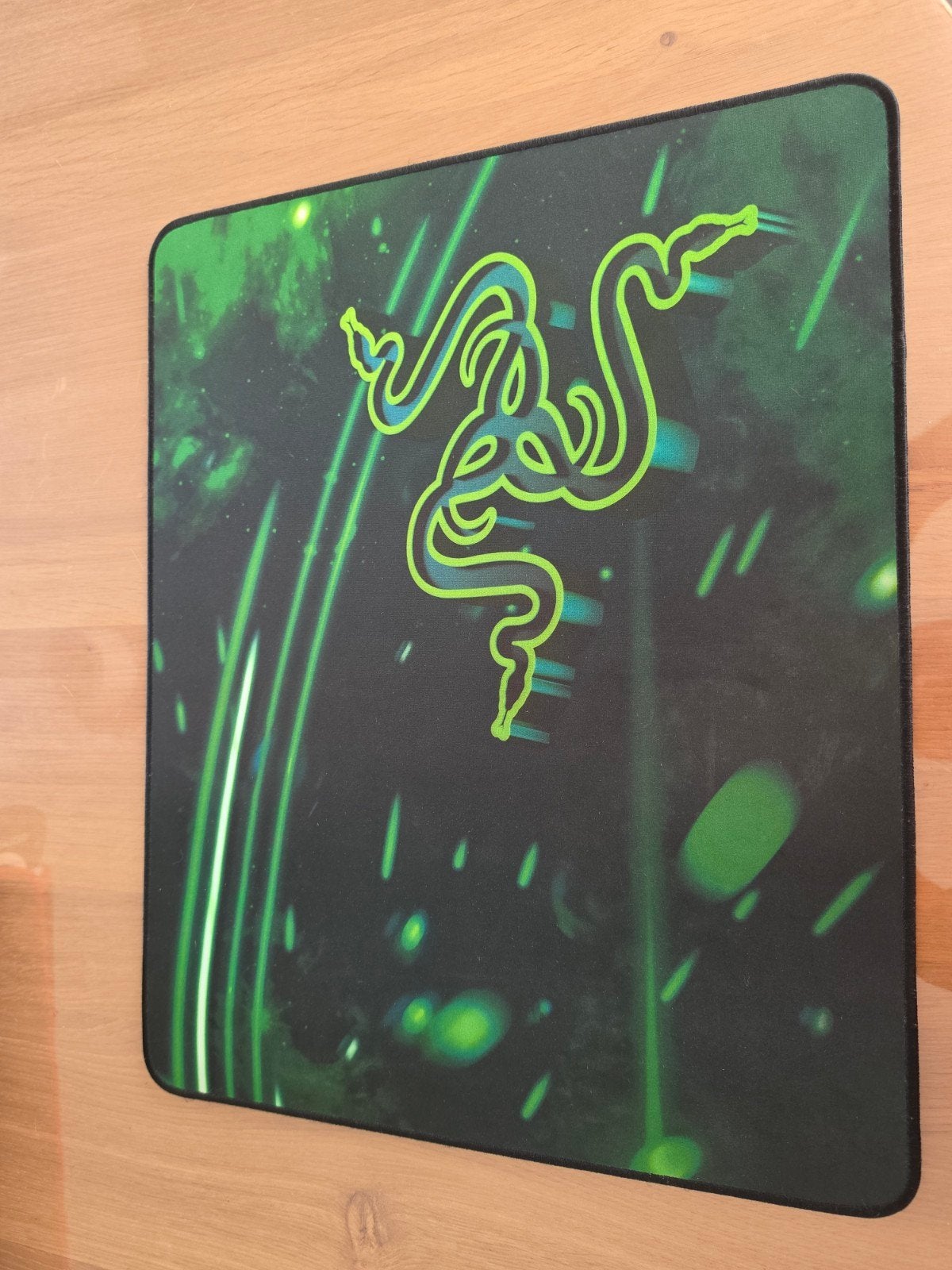 Razer muismat xl  / Friction muismat. Xxl €10/Stuk, Informatique & Logiciels, Enlèvement ou Envoi